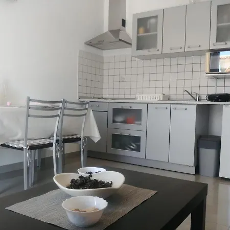 Lana Apartman Apartament *