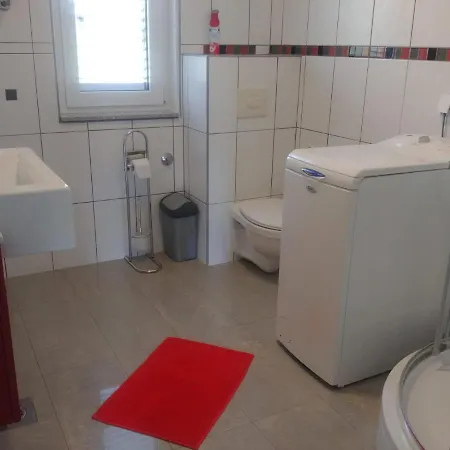 Lana Apartman